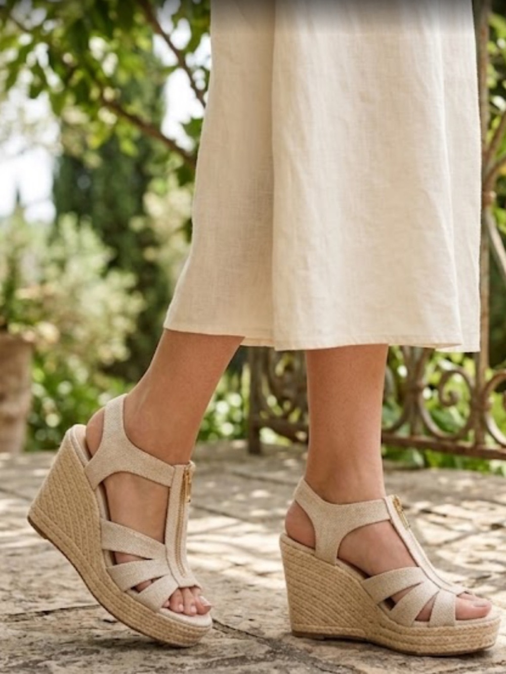 Michael Kors jute beige tan gold Wedge Sandals 9